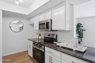 740 W Elm St, Phoenix, AZ 85013 - Photo 12