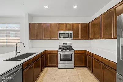 7019 S 13th Way, Phoenix, AZ 85042 - Photo 10