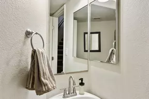 985 N Granite Reef Rd, Scottsdale, AZ 85257 - Photo 10
