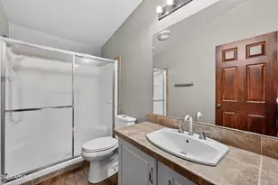 21518 W Narramore Rd, Buckeye, AZ 85326 - Photo 20