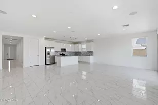 21823 N Daniel Dr, Maricopa, AZ 85138 - Photo 6