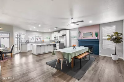 1042 W Newport Beach Drive, Gilbert, AZ 85233 - Photo 2