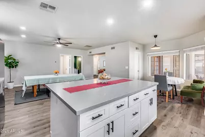 1042 W Newport Beach Drive, Gilbert, AZ 85233 - Photo 18