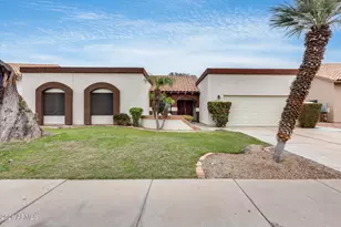 1042 W Newport Beach Dr, Gilbert, AZ 85233 - Photo 6