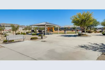 17056 W Red Bird Road, Surprise, AZ 85387 - Photo 22