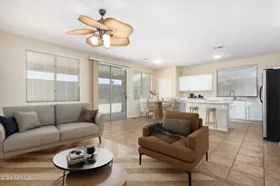 13383 S 175th Ave, Goodyear, AZ 85338 - Photo 14