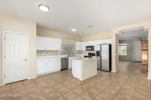13383 S 175th Ave, Goodyear, AZ 85338 - Photo 12