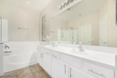13383 S 175th Avenue, Goodyear, AZ 85338 - Photo 18