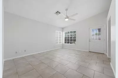 3817 W Camino Real, Glendale, AZ 85310 - Photo 6