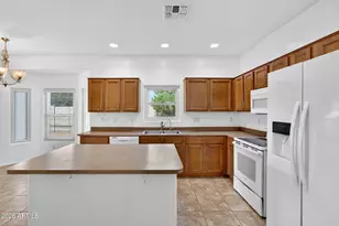 1274 E Harold Dr, San Tan Valley, AZ 85140 - Photo 10