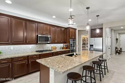 17569 W Summit Drive, Goodyear, AZ 85338 - Photo 14