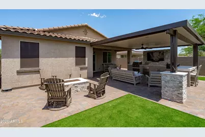 17569 W Summit Drive, Goodyear, AZ 85338 - Photo 64