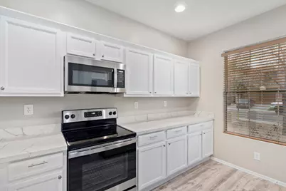 3727 W Memorial Drive, Phoenix, AZ 85086 - Photo 10