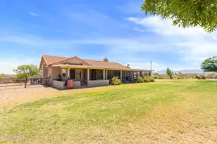 2282 N Sands Ranch Rd, Huachuca City, AZ 85616 - Photo 8