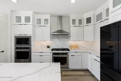 21112 N 60th Place, Phoenix, AZ 85054 - Photo 8