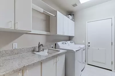 5571 E Via Montoya Drive, Phoenix, AZ 85054 - Photo 44
