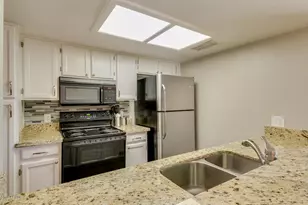 9315 W Morrow Dr, Peoria, AZ 85382 - Photo 2