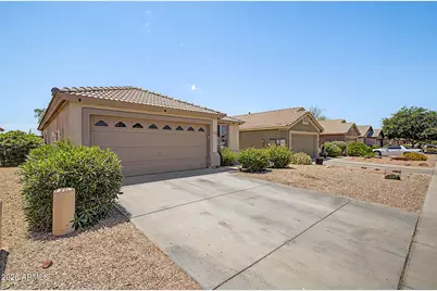 11321 W Pinehollow Drive, Surprise, AZ 85378 - Photo 2