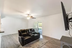 5352 W Port Au Prince Ln, Glendale, AZ 85306 - Photo 20