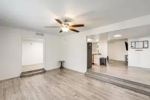 5352 W Port Au Prince Ln, Glendale, AZ 85306 - Photo 10
