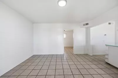 3615 N 15th Avenue #Apt 17, Phoenix, AZ 85015 - Photo 12