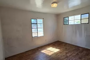 9439 N 6th Ave, Phoenix, AZ 85021 - Photo 8
