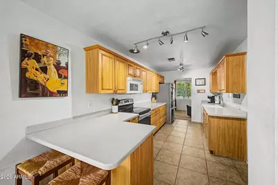 717 W Georgia Avenue, Phoenix, AZ 85013 - Photo 12