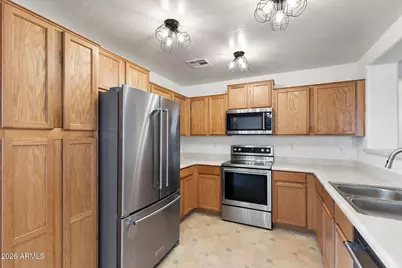 10108 N 116th Lane, Youngtown, AZ 85363 - Photo 10