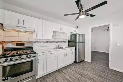 1744 W Glendale Avenue #Apt 2, Phoenix, AZ 85021 - Photo 2