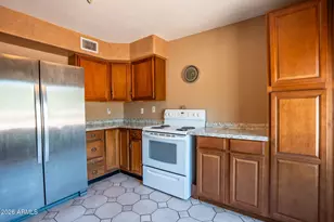 33750 S Ridgeway Rd, Black Canyon City, AZ 85324 - Photo 4