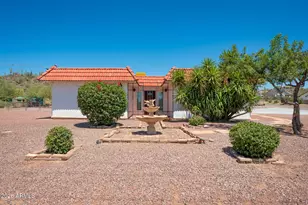 33750 S Ridgeway Rd, Black Canyon City, AZ 85324 - Photo 2