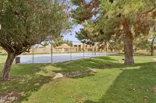5836 W Winchcomb Dr, Glendale, AZ 85306 - Photo 36