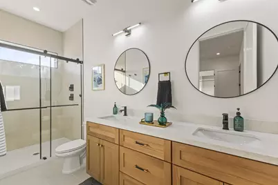 2009 E Don Carlos Avenue, Tempe, AZ 85281 - Photo 70