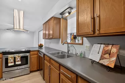 701 S Clearview Avenue, Mesa, AZ 85208 - Photo 12
