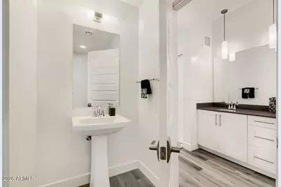 7300 E Earll Drive #1016, Scottsdale, AZ 85251 - Photo 14