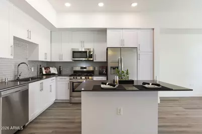 7300 E Earll Drive #1016, Scottsdale, AZ 85251 - Photo 6