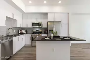 7300 E Earll Dr, Scottsdale, AZ 85251 - Photo 6