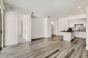 7300 E Earll Dr, Scottsdale, AZ 85251 - Photo 4
