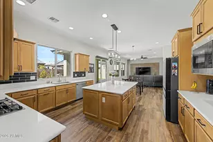 8730 W Vista Ave, Glendale, AZ 85305 - Photo 16