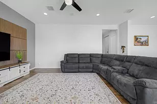 8730 W Vista Ave, Glendale, AZ 85305 - Photo 10