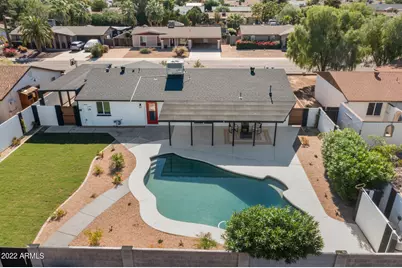 3440 E Laurel Lane, Phoenix, AZ 85028 - Photo 2