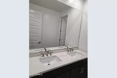 9734 S 11th Place S, Phoenix, AZ 85042 - Photo 16