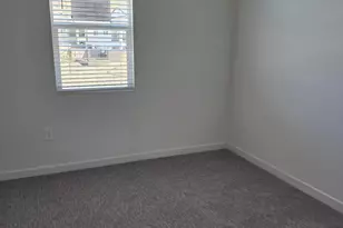 9734 S 11th Pl S, Phoenix, AZ 85042 - Photo 18