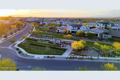 9734 S 11th Place S, Phoenix, AZ 85042 - Photo 58