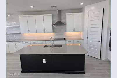 9734 S 11th Place S, Phoenix, AZ 85042 - Photo 4