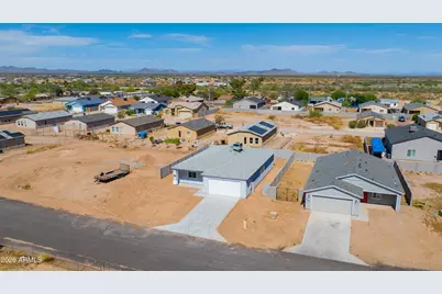 32001 N Poplar Street, Wittmann, AZ 85361 - Photo 42