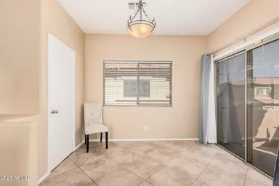 805 S Sycamore Street #203, Mesa, AZ 85202 - Photo 6