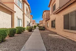 805 S Sycamore St, Mesa, AZ 85202 - Photo 14