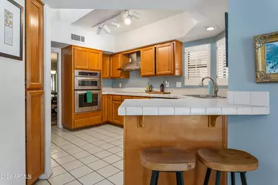 10863 N 10th Place, Phoenix, AZ 85020 - Photo 8