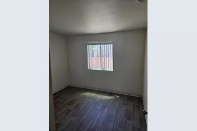 1241 E Cinnabar Avenue #104A, Phoenix, AZ 85020 - Photo 8